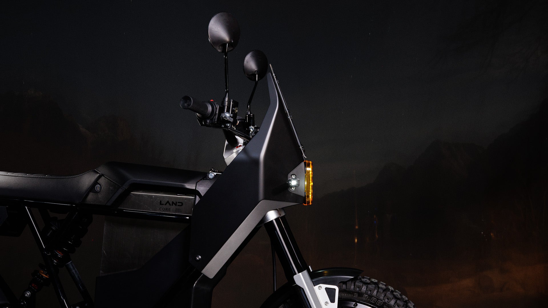 LAND District ADV | Pre-order