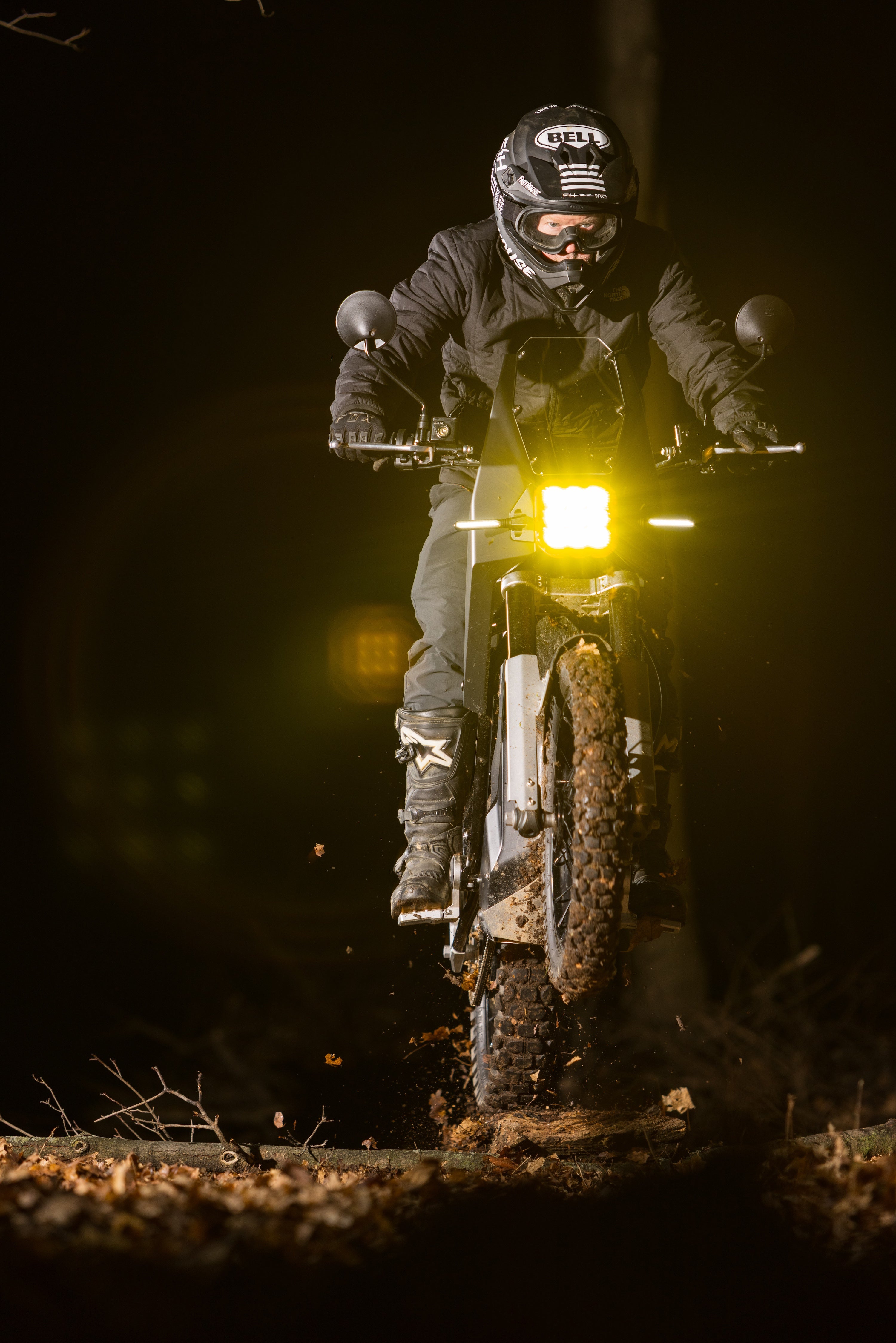 LAND District ADV | Pre-order