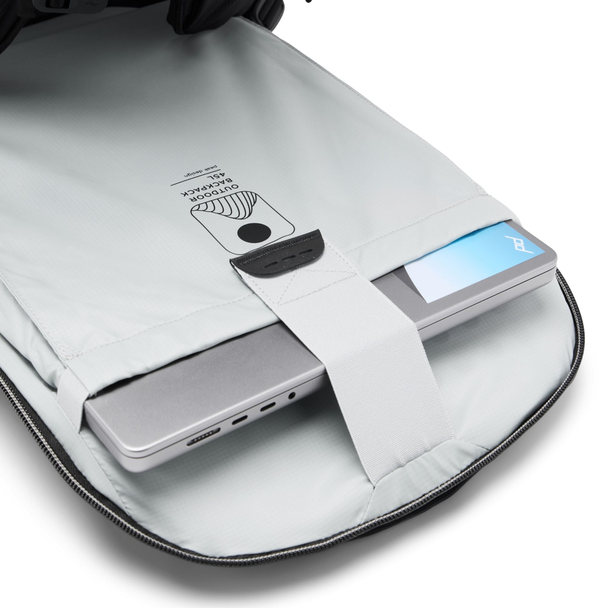 Outdoor Backpack | 45L | Eclipse