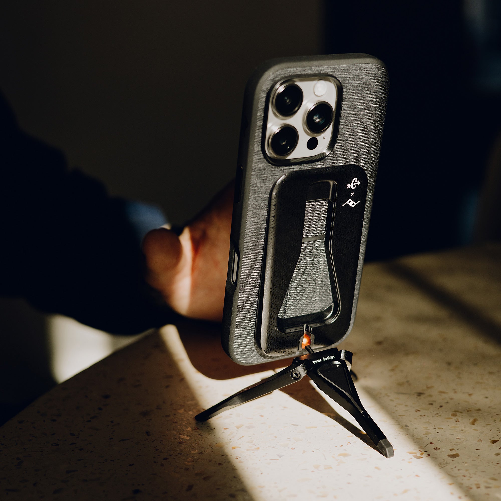 Mobile Tripod | Carryology