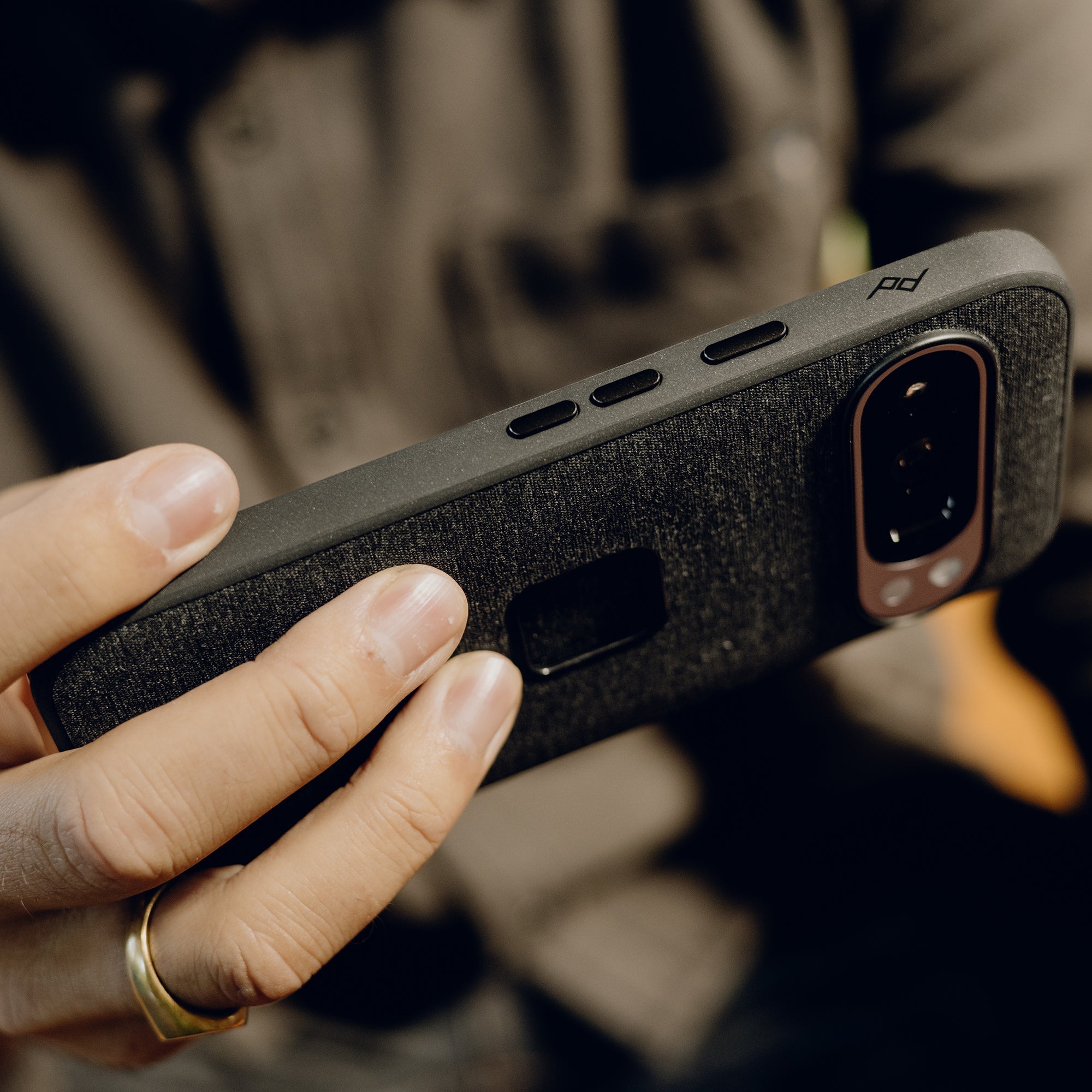 Everyday Case for Pixel 9 Pro | Everyday Case Loop | Charcoal | Nylon